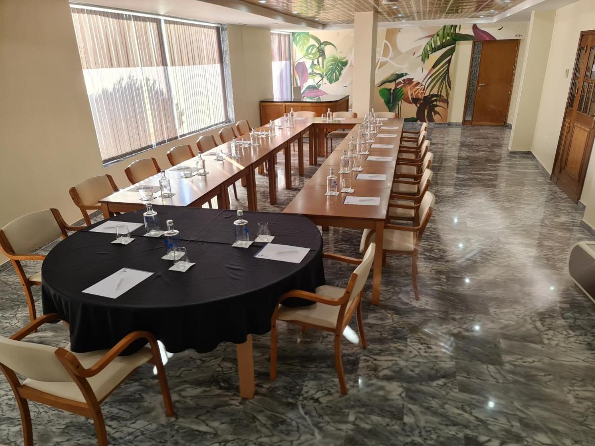 Hotel Maritur - Adults Only Albufeira Esterno foto